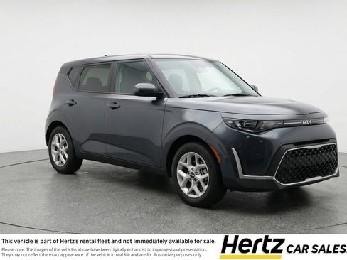 Used 2025 Kia Soul LX w/ LX Technology Package image 1