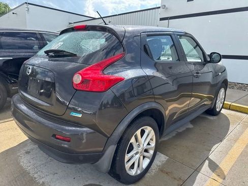 Used 2013 Nissan Juke S FWD image 6
