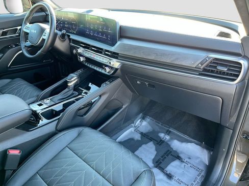 Certified 2024 Kia Telluride SX Prestige X-Line image 32