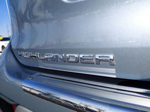 Used 2020 Toyota Highlander Platinum image 11