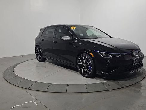 Used 2024 Volkswagen Golf R image 7