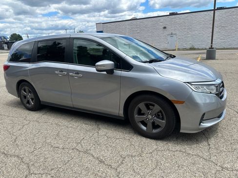 Used 2021 Honda Odyssey EX image 17