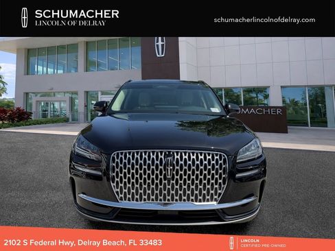Used 2026 Lincoln Corsair Premiere FWD image 2