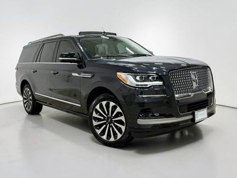 Used 2024 Lincoln Navigator L Reserve AWD/4WD image 4