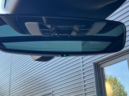 New 2026 Porsche Macan GTS image 22