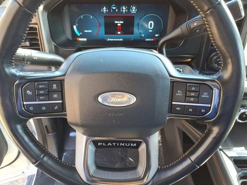 Used 2023 Ford F250 Platinum w/ Snow Plow Prep Package AWD/4WD image 31