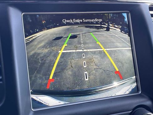 Used 2018 Jeep Grand Cherokee Limited image 18