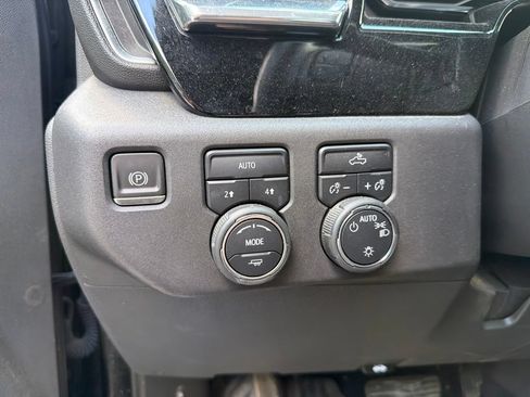 Used 2023 Chevrolet Silverado 1500 LT AWD/4WD image 13