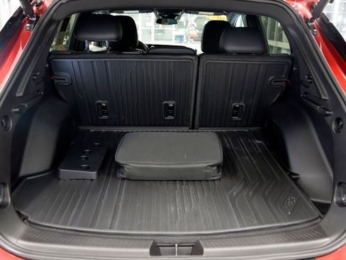 Used 2024 Chevrolet Equinox EV RS image 28