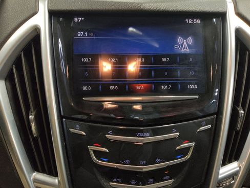 Used 2015 Cadillac SRX FWD image 25