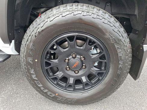 New 2026 Toyota 4Runner TRD Off-Road Premium AWD/4WD image 18