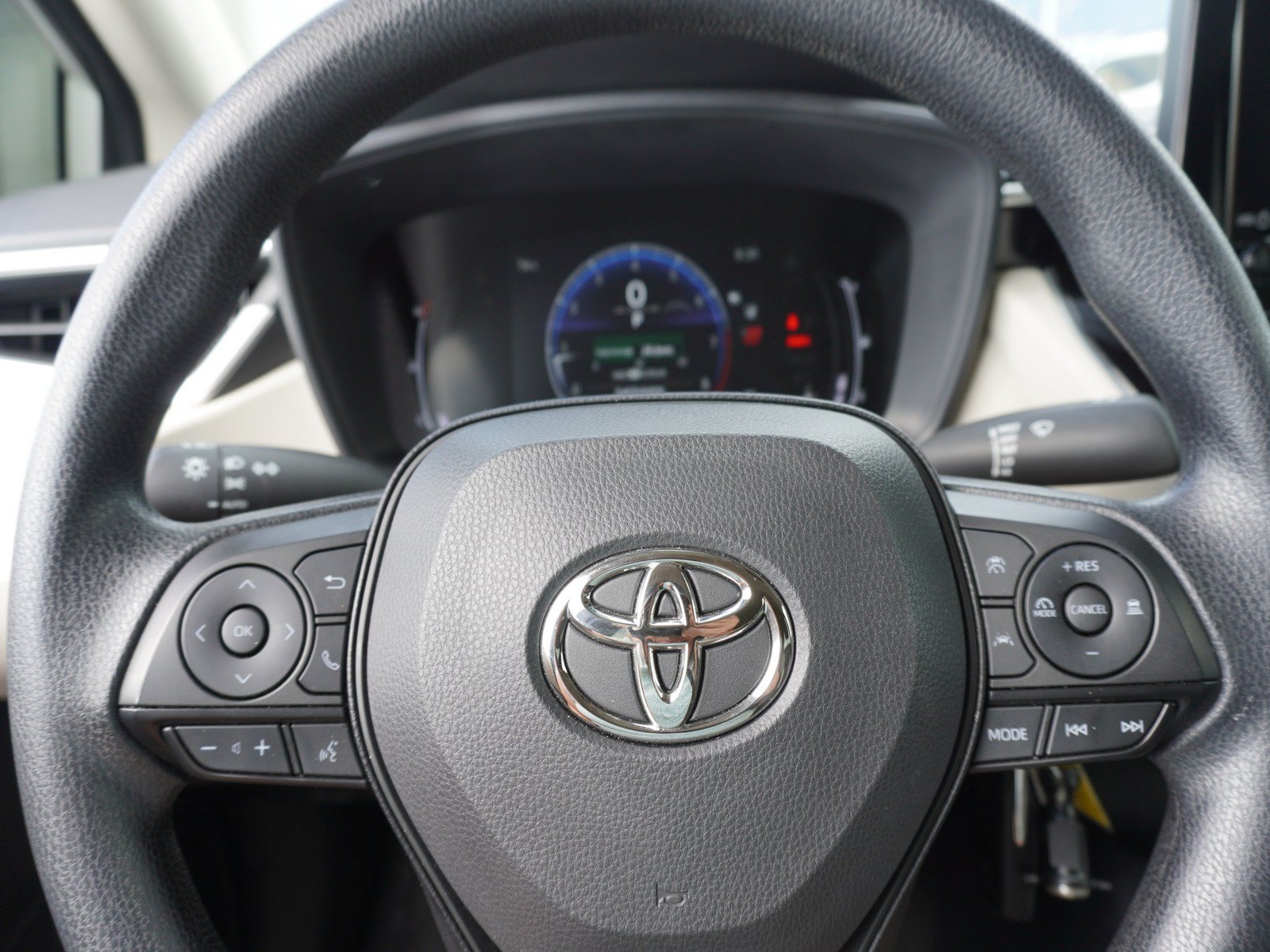Used 2026 Toyota Corolla LE FWD image 20