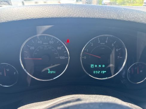 Used 2016 Jeep Wrangler Unlimited Sahara w/ Dual Top Group image 10