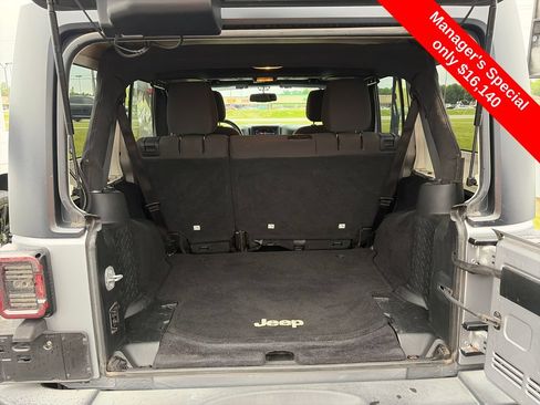 Used 2016 Jeep Wrangler Unlimited Sport w/ Quick Order Package 24S AWD/4WD image 8