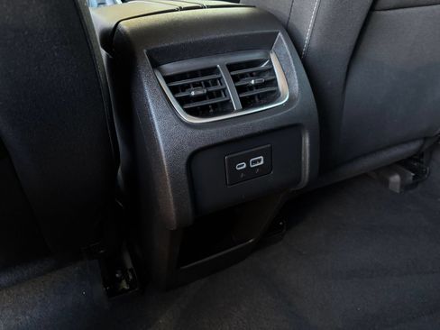 Used 2026 Chevrolet Blazer LT AWD/4WD image 23