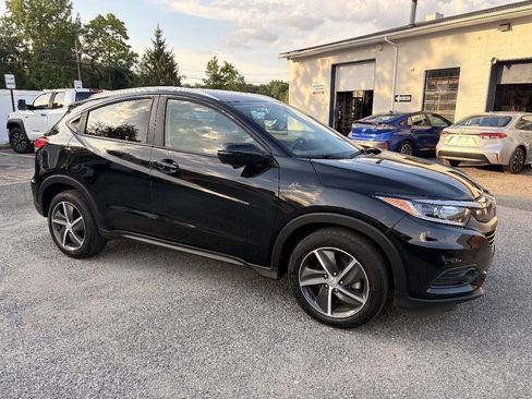 Used 2022 Honda HR-V EX image 5