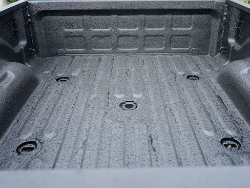 Used 2022 RAM 2500 Big Horn w/ Night Edition image 10