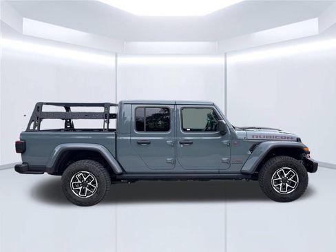 Used 2025 Jeep Gladiator Rubicon AWD/4WD image 4