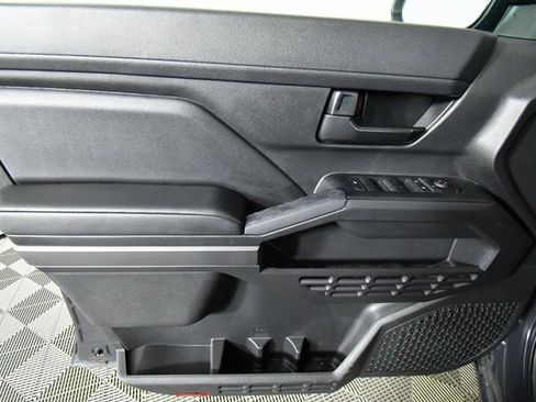 Used 2024 Toyota Tacoma SR5 image 21