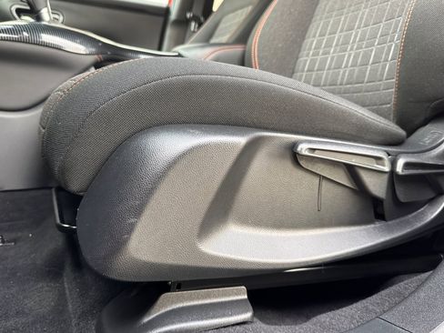 Used 2024 Honda HR-V Sport image 14