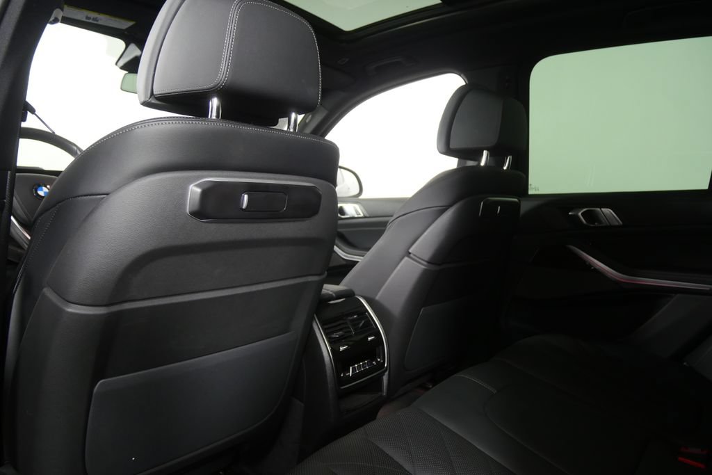 Certified 2026 BMW X5 sDrive40i RWD image 16