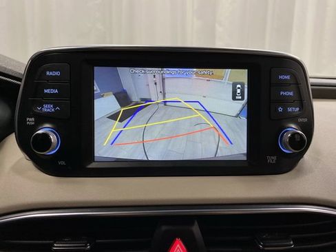 Used 2020 Hyundai Santa Fe SEL w/ Convenience Package image 9