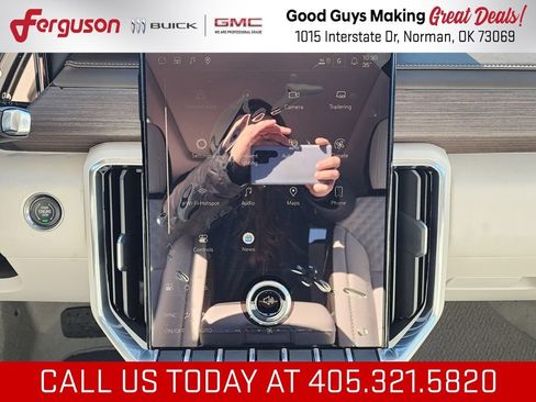 New 2026 GMC Acadia Denali w/ Super Cruise Package FWD image 31
