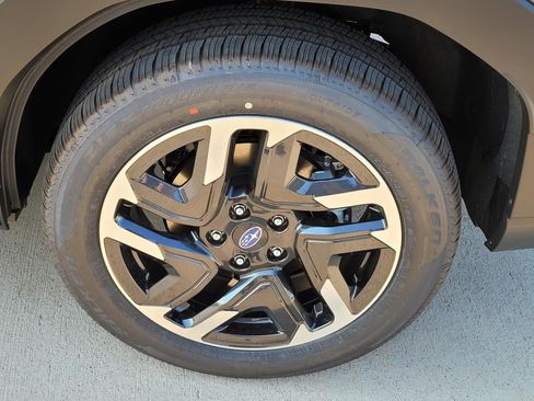 New 2025 Subaru Forester Limited w/ Popular Package #1 image 22