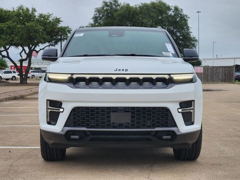 New 2026 Jeep Grand Wagoneer 4WD image 7