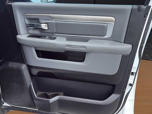 Used 2016 RAM 1500 Lone Star AWD/4WD image 23