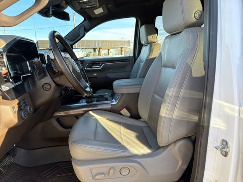 Used 2024 Chevrolet Silverado 1500 LTZ image 15