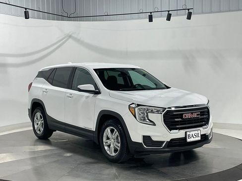 Used 2023 GMC Terrain SLE FWD image 38