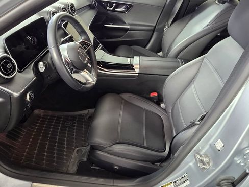 Used 2025 Mercedes-Benz C 300 Sedan image 9