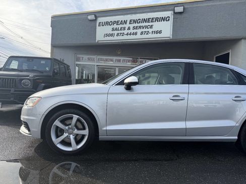 Used 2015 Audi A3 2.0T Premium image 9