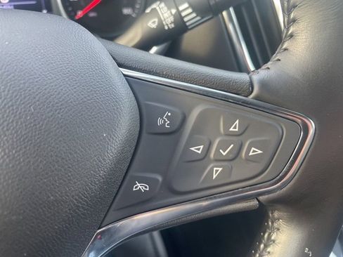 Used 2020 Chevrolet Equinox LT image 13