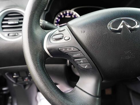 Used 2013 INFINITI JX35 AWD w/ Premium Pkg image 18
