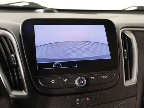 Used 2022 Chevrolet Malibu LT FWD image 6