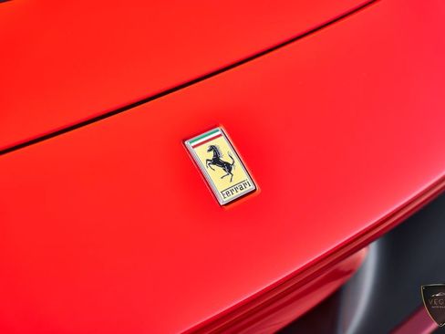 Used 2022 Ferrari F8 Tributo RWD image 7