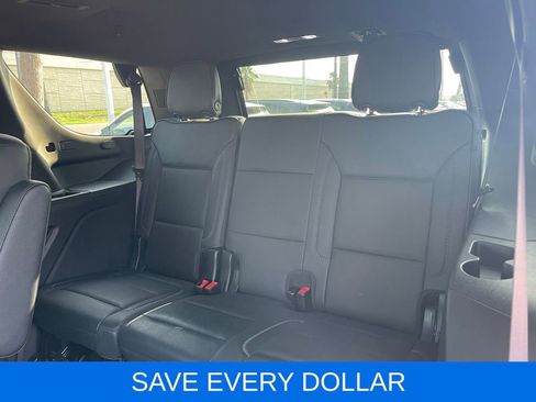 Used 2025 GMC Yukon Denali w/ Denali Reserve Package RWD image 20