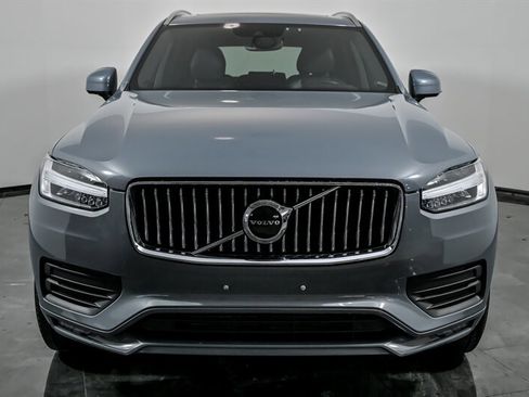 Used 2020 Volvo XC90 T5 Momentum image 4