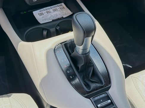 New 2027 Honda HR-V LX image 15