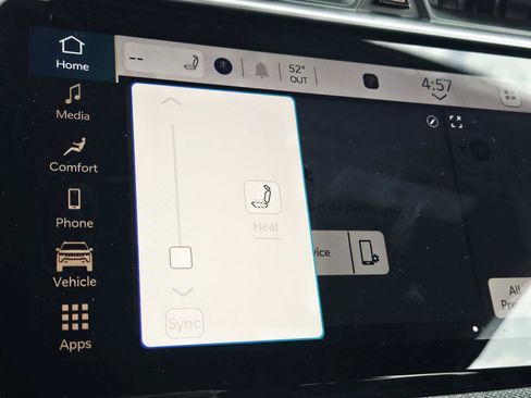 New 2026 Jeep Cherokee Laredo image 24