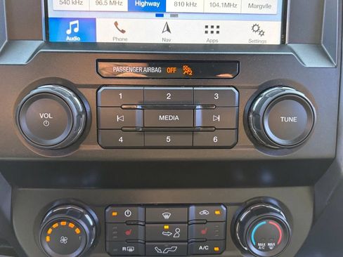 Certified 2019 Ford F150 XLT w/ Equipment Group 302A Luxury AWD/4WD image 41