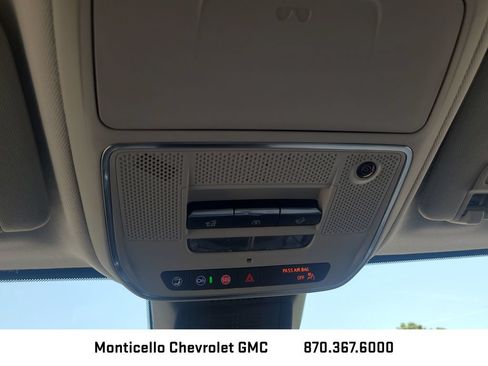New 2027 GMC Terrain Denali w/ LPO, Black Badging Package AWD/4WD image 24