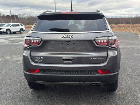 Used 2022 Jeep Compass Limited image 7