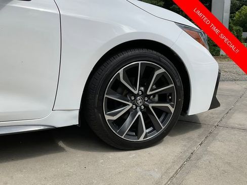 Used 2022 Toyota Corolla SE image 9