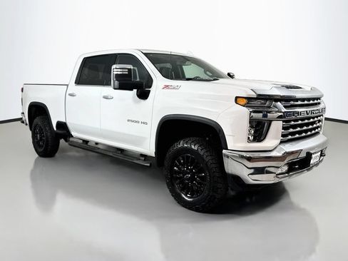 Used 2021 Chevrolet Silverado 2500 LTZ w/ Z71 Off-Road Package AWD/4WD image 4