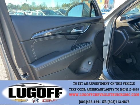Used 2023 Buick Envision Essence image 5
