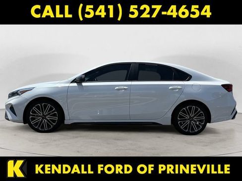 Used 2023 Kia Forte GT FWD image 3