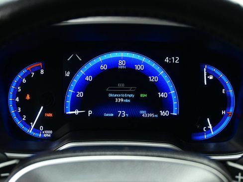 Used 2022 Toyota Corolla XSE FWD image 25